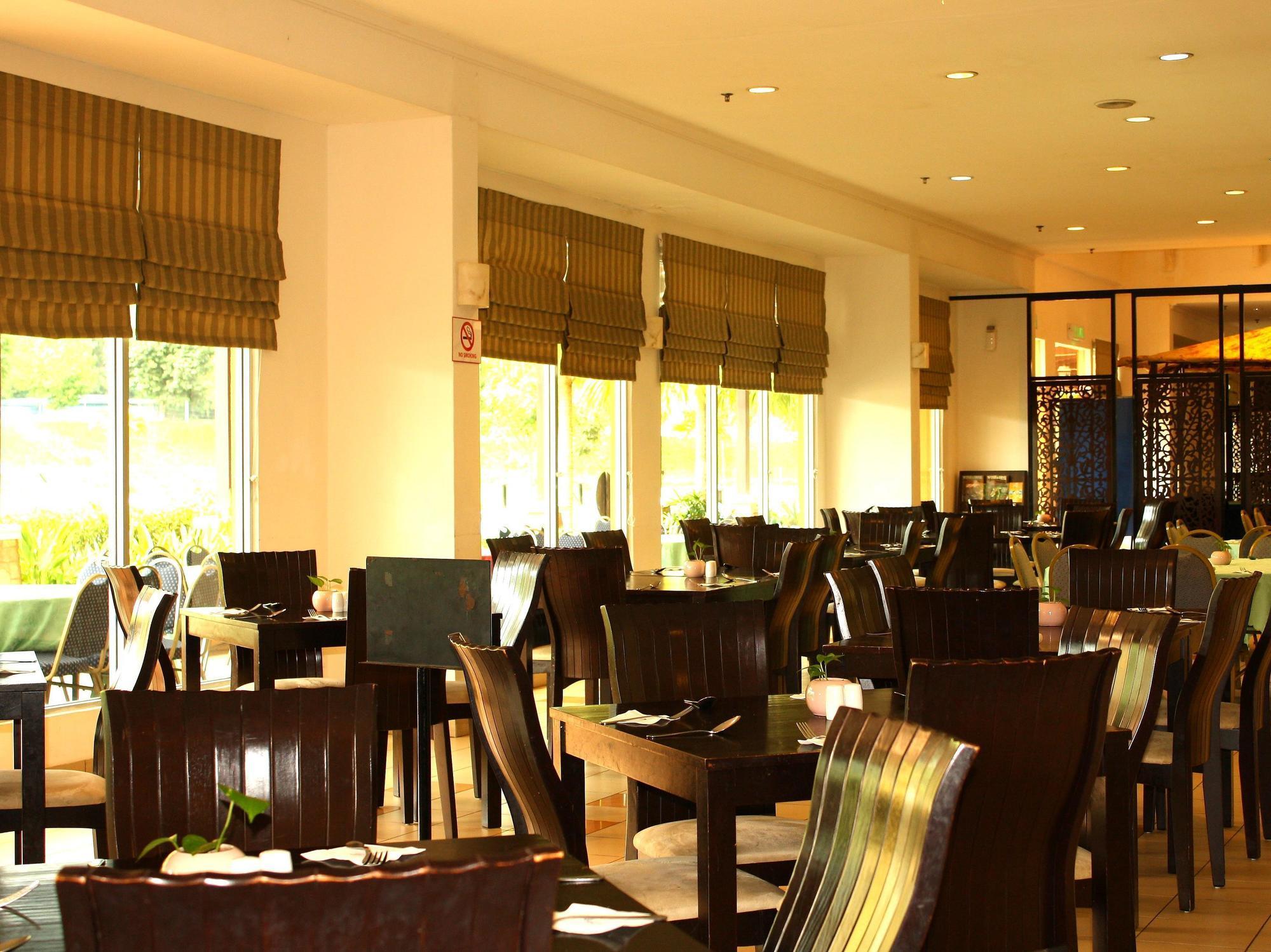 Suria Service Apartment-Hotel Bukit Merah Exterior foto